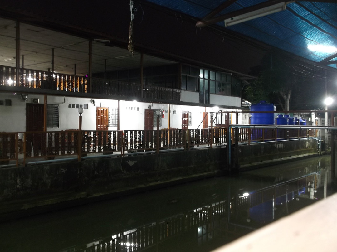 Pueng Luang Hotel主图