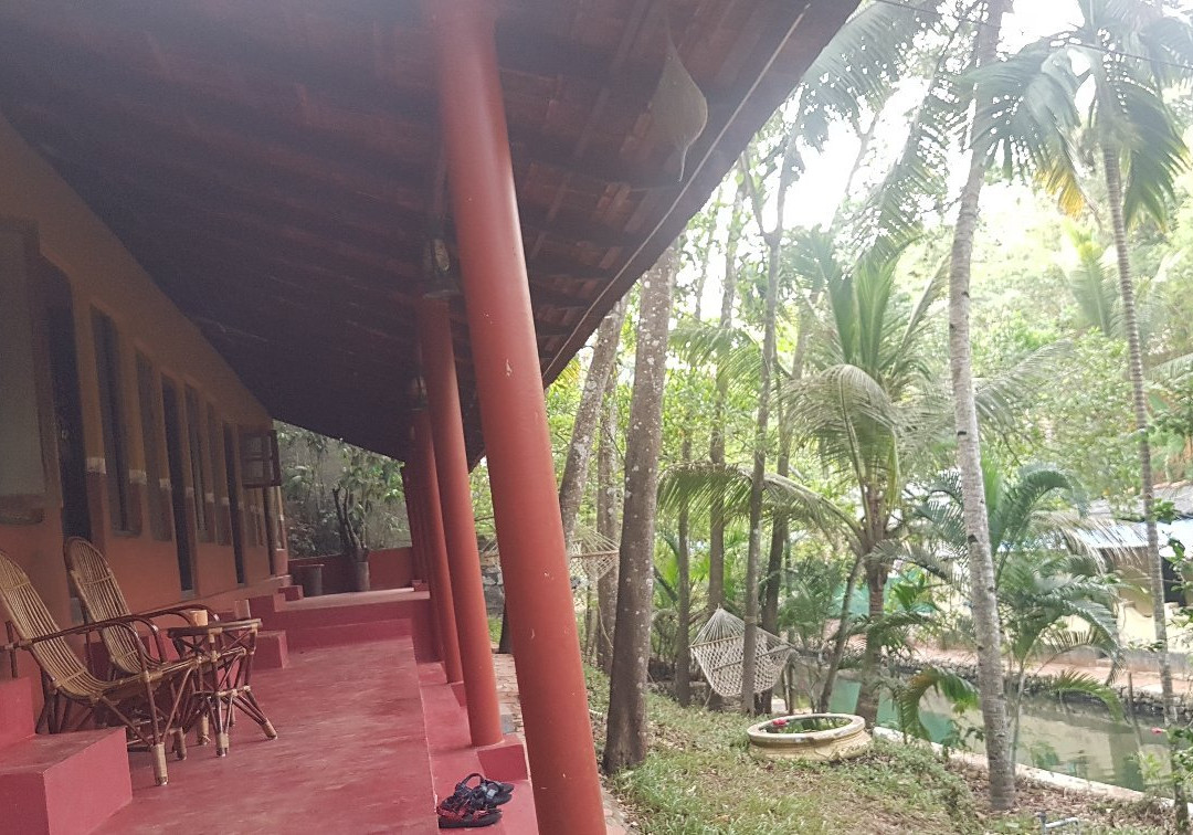 Roomy's Convention Center主图