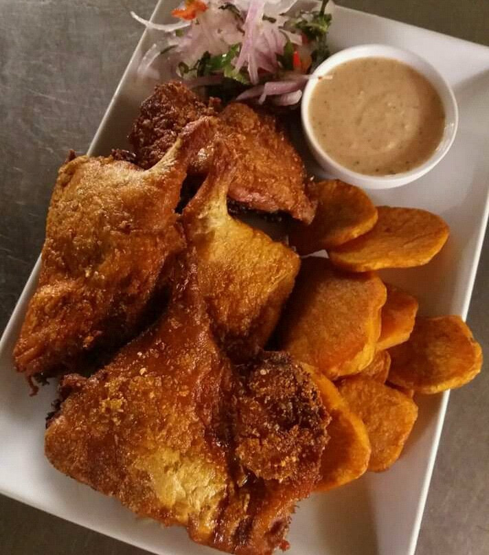 Víctor Larco Herrera餐馆和美食-Restaurante Valeriano