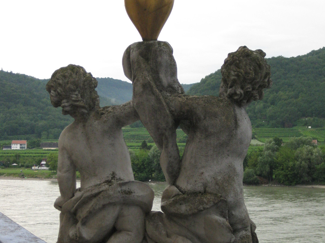 Domane Wachau Vinothek & Shop-都恩石必去景点