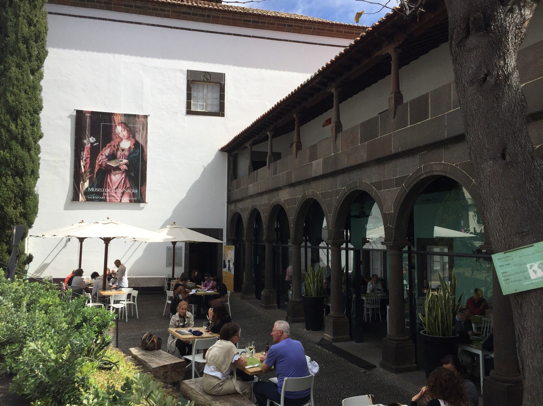 Relicious Art Museum-沙尔必去景点