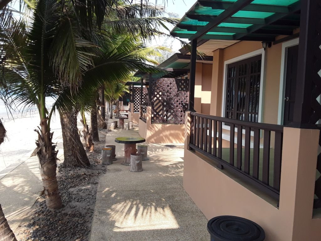 海滨蓝色小屋酒店