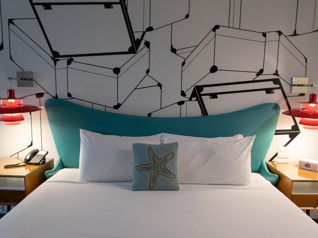 流浪者酒店主图