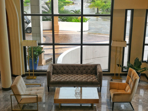 欧厄齐斯酒店主图