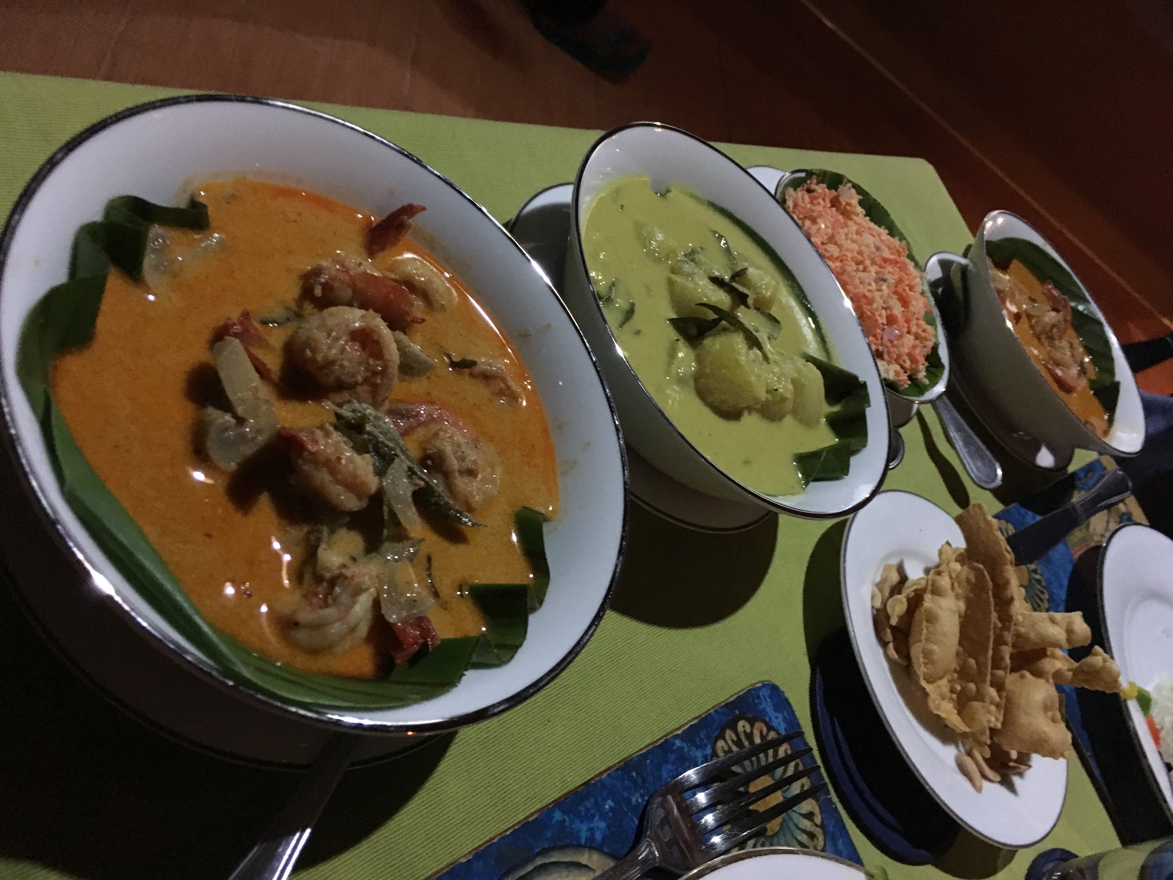 Shangri-Lanka Village-餐饮