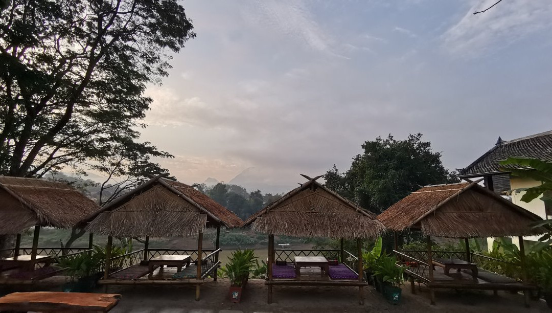 瑯勃拉邦乐园度假区主图