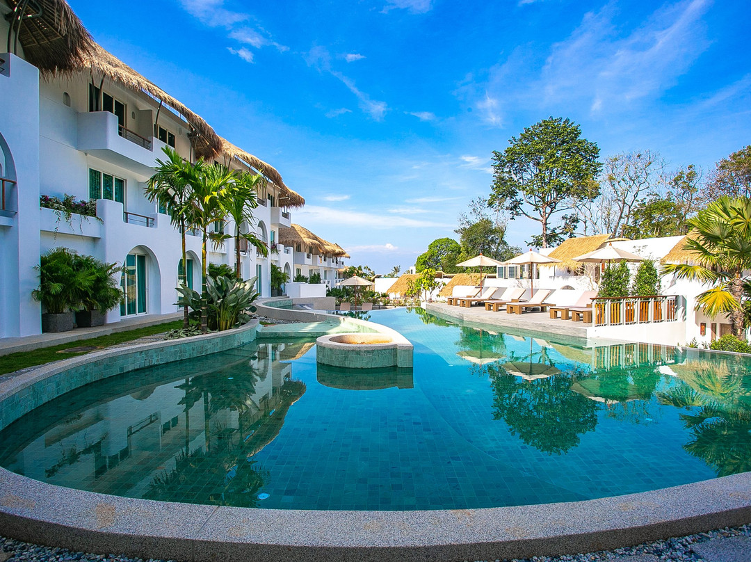 Eden Beach Khao Lak Resort & Spa主图