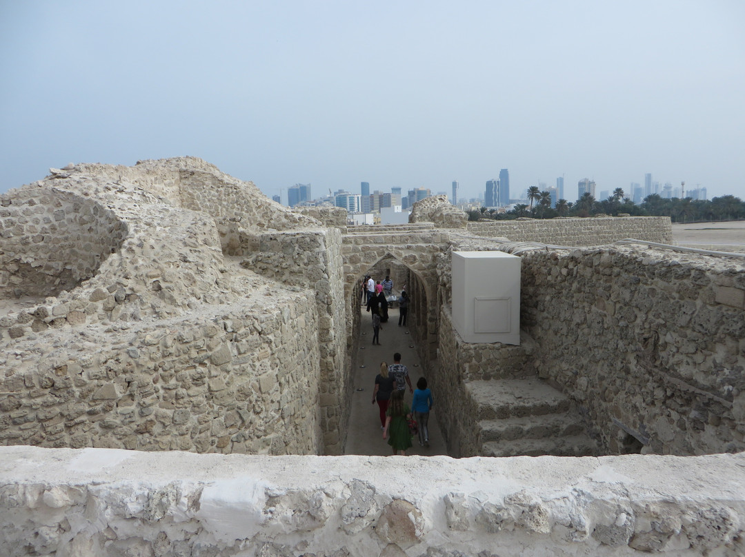 巴林贸易港考古遗址景点图片