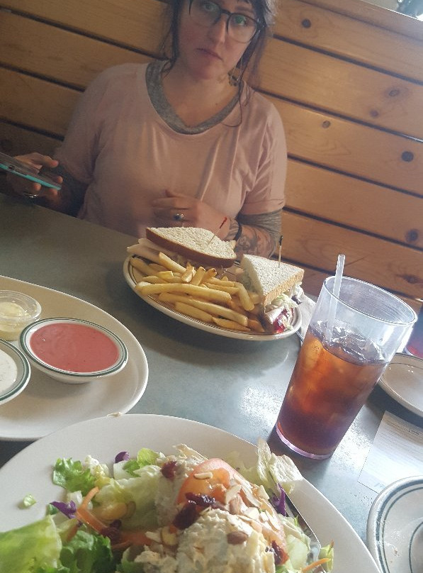 Centralia Square Grand Ballroom and Hotel主图