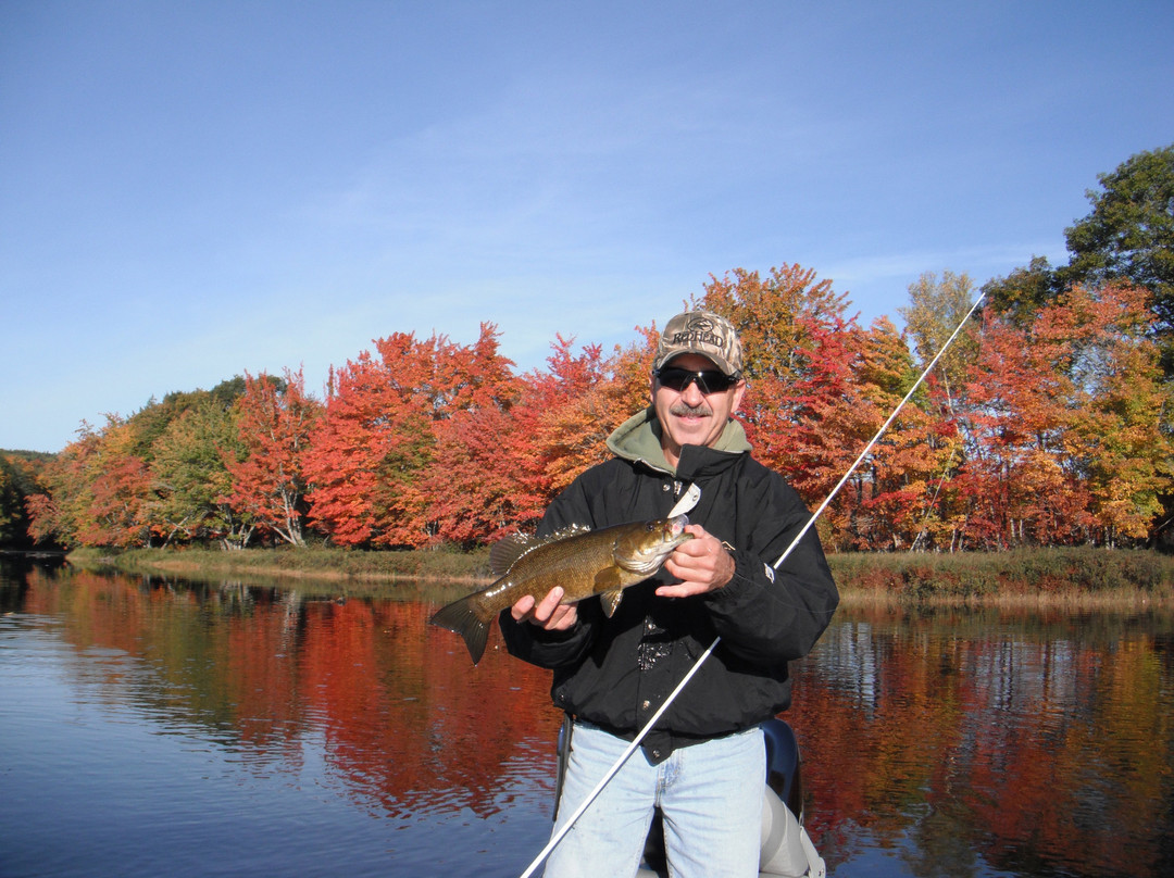 Peter Lavender Fishing Guide Services景点图片