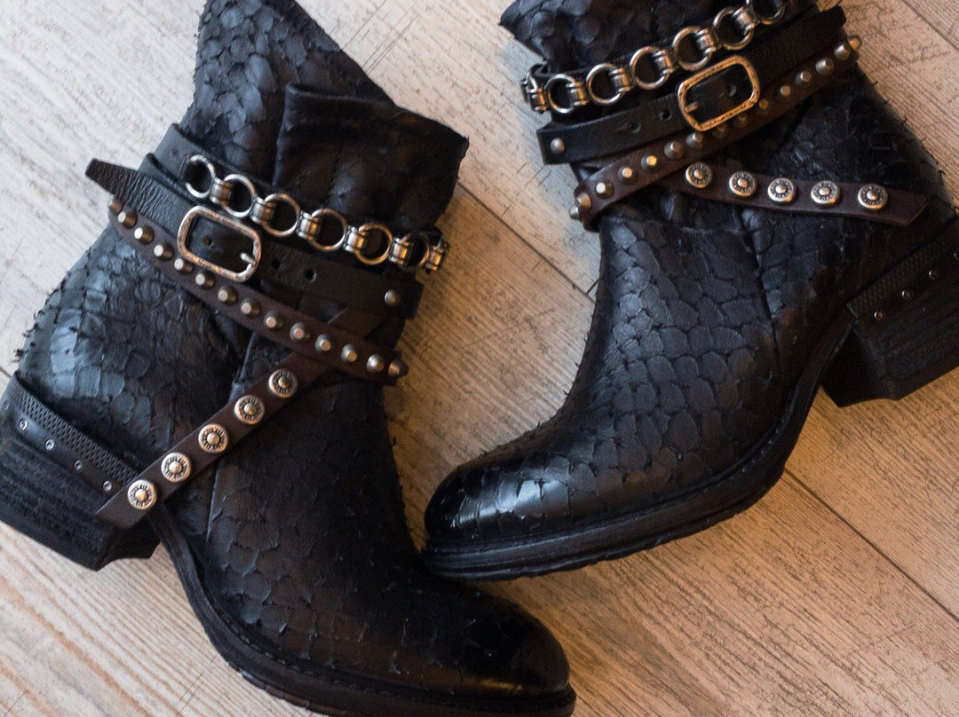 Pumps-麦金尼必去景点