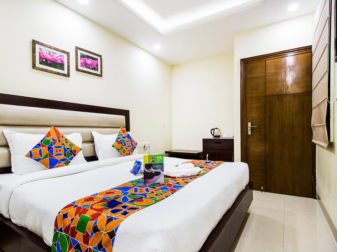 Hotel Kangra Rodeway Inn主图