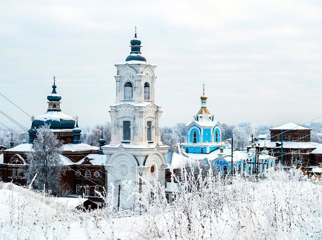 Dimitriyevskiy Cathedral-Kadom必去景点