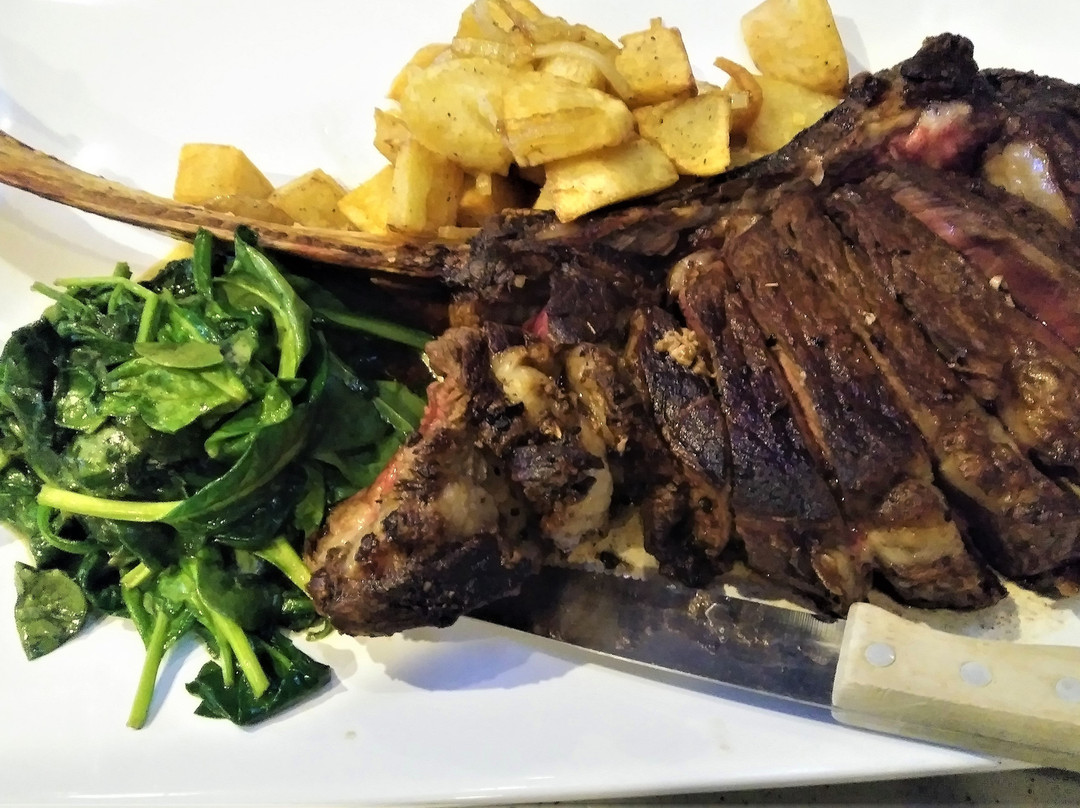 Giulio's Pizza Restaurant