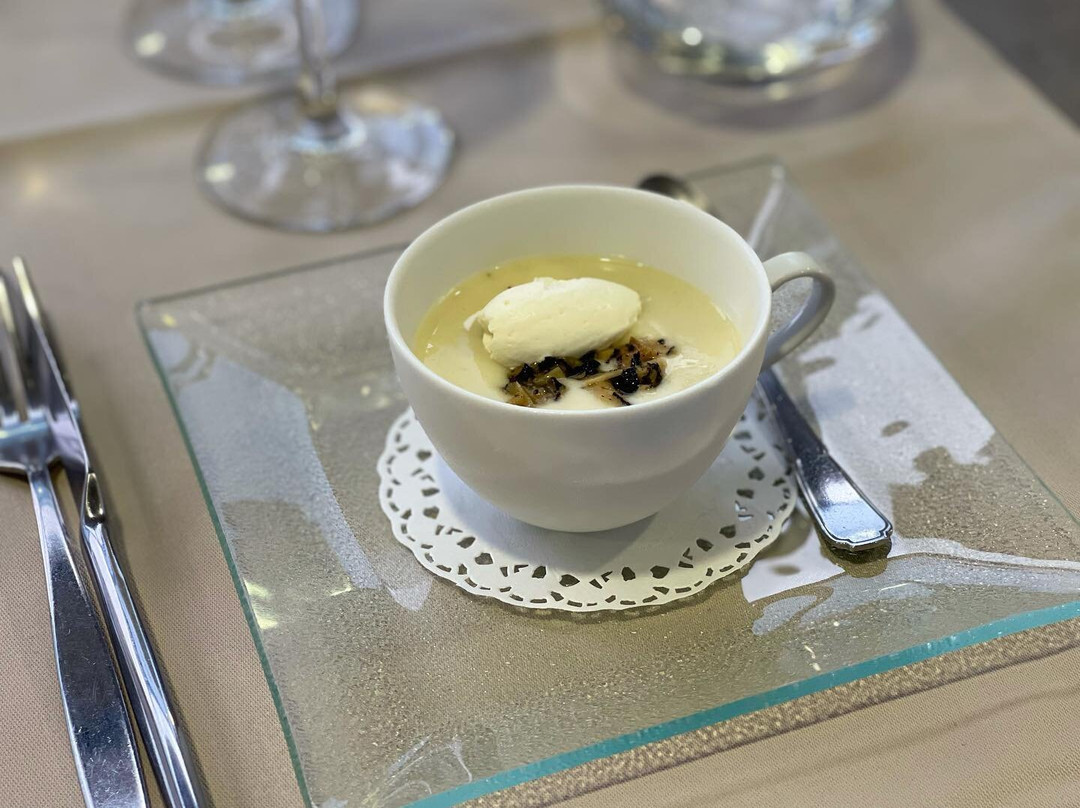 Chateau-l'Eveque餐馆和美食-Le Bel'Art