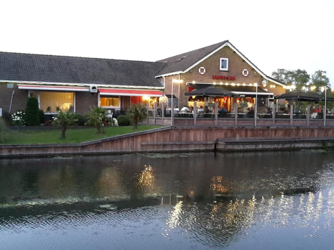 Harmelen餐馆和美食-Happen & Tappen bij 't Scheepje