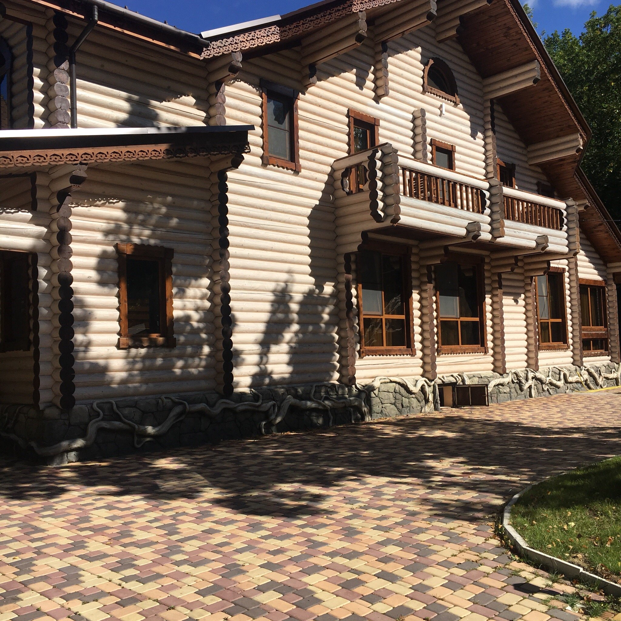 Lev Country Club-官方