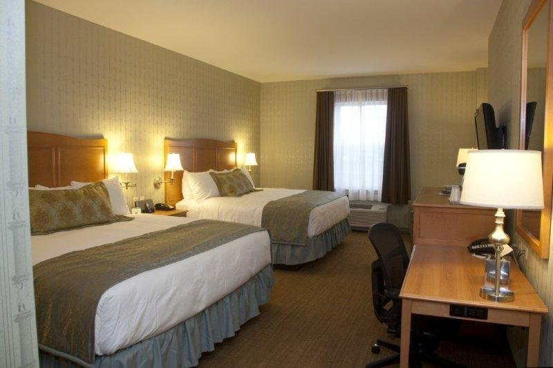 Canton Harvester Inn主图