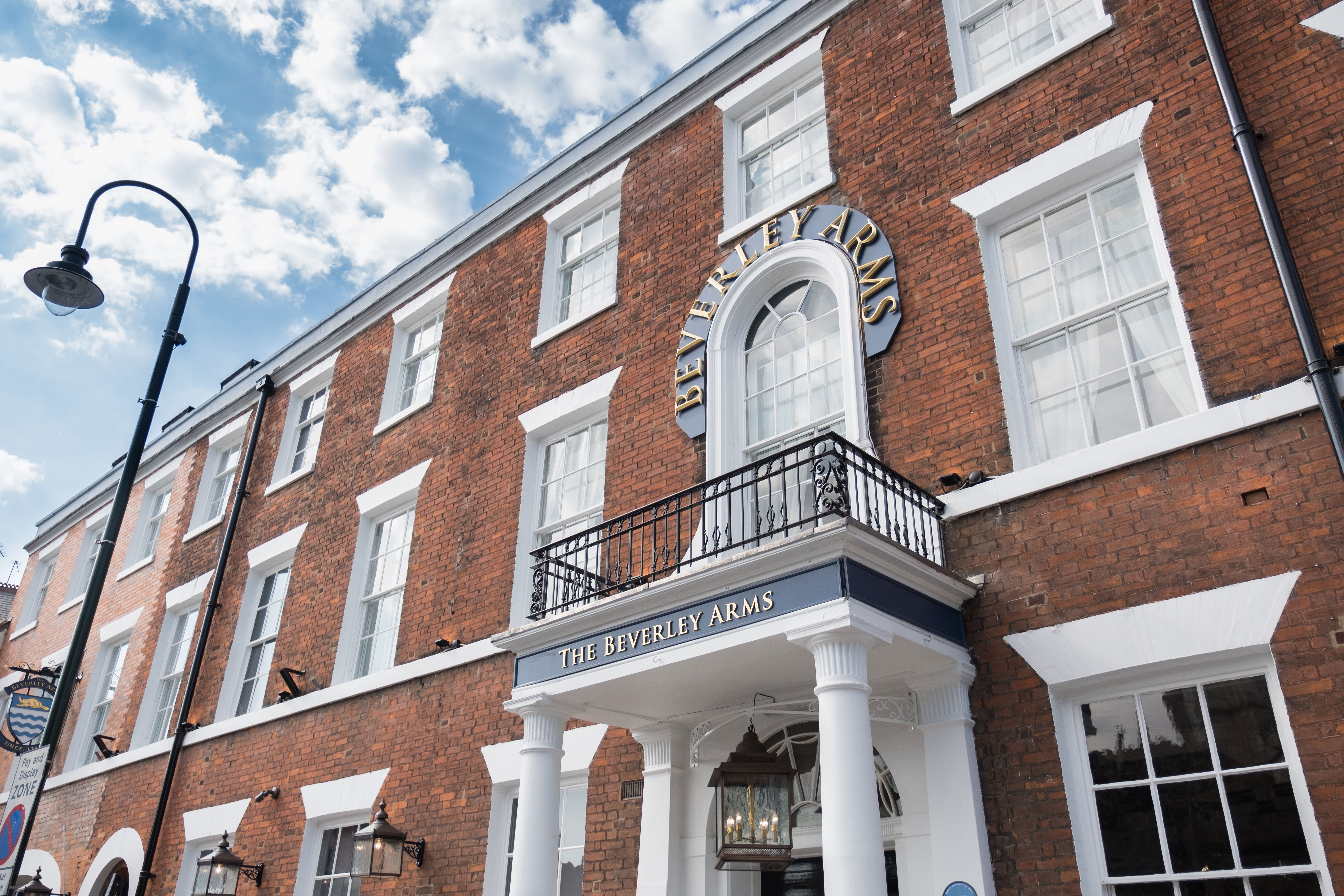 The Beverley Arms-官方