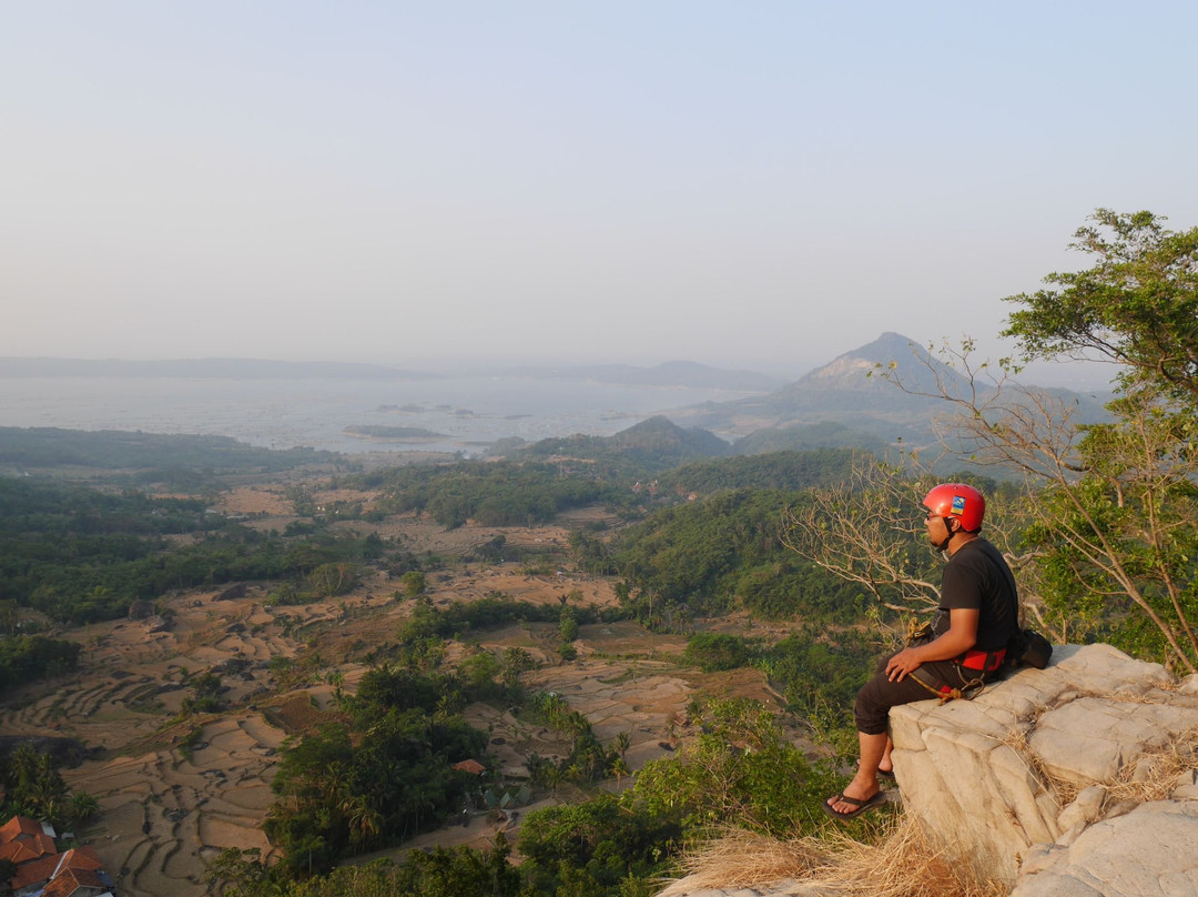 Badega Gunung Parang-Purwakarta必去景点