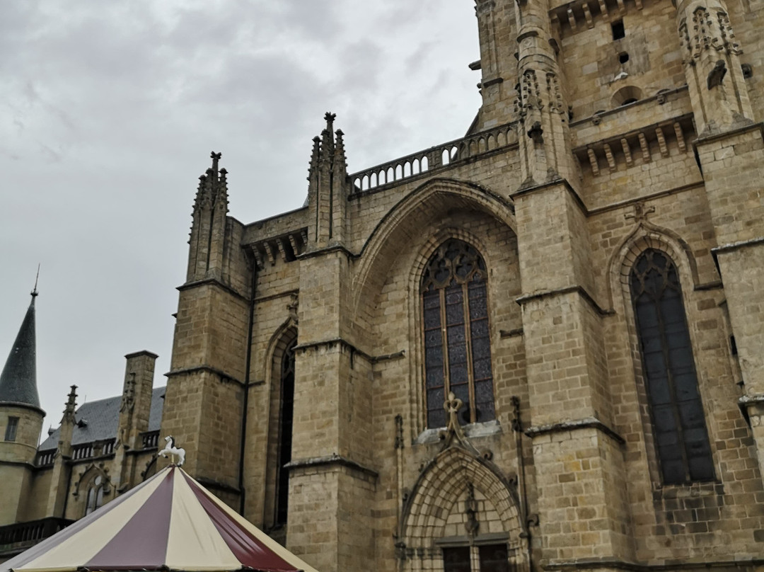 Eglise St Jean D'Ambert景点图片
