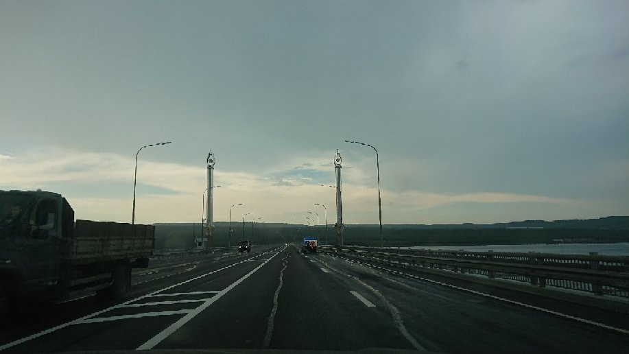Bridge Over Kola Bay景点图片