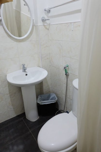 Red-C Residences主图