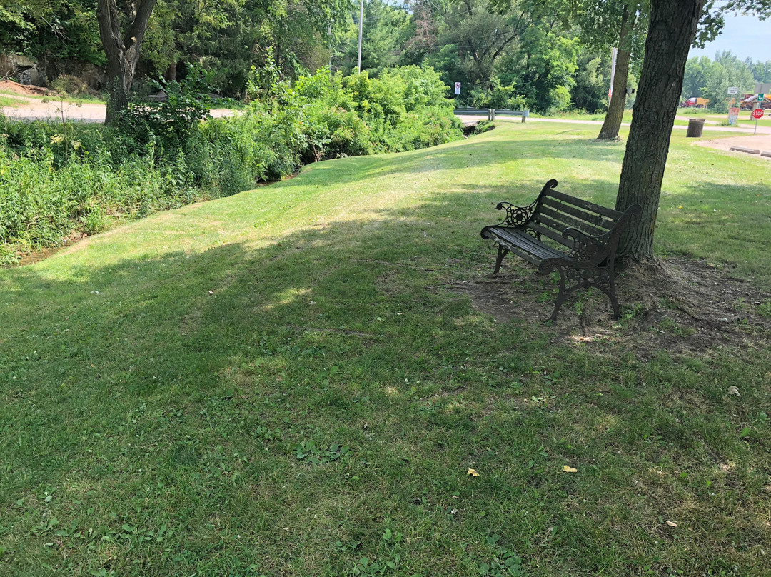 The Walker House主图