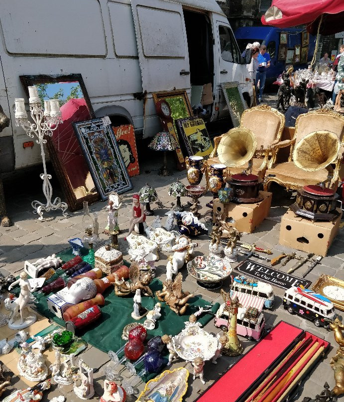 Brocantmarkt Sint-Jacobs-根特必去景点