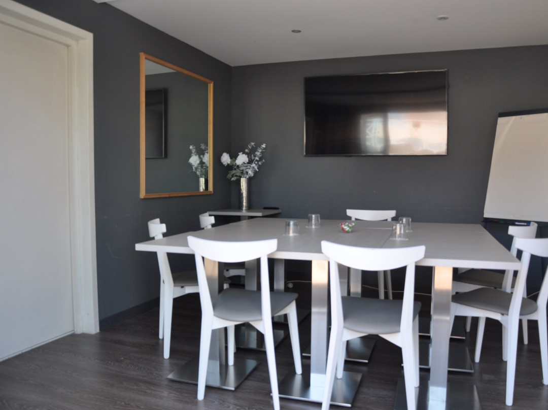 Fasthotel Toulouse Blagnac Aeroport主图