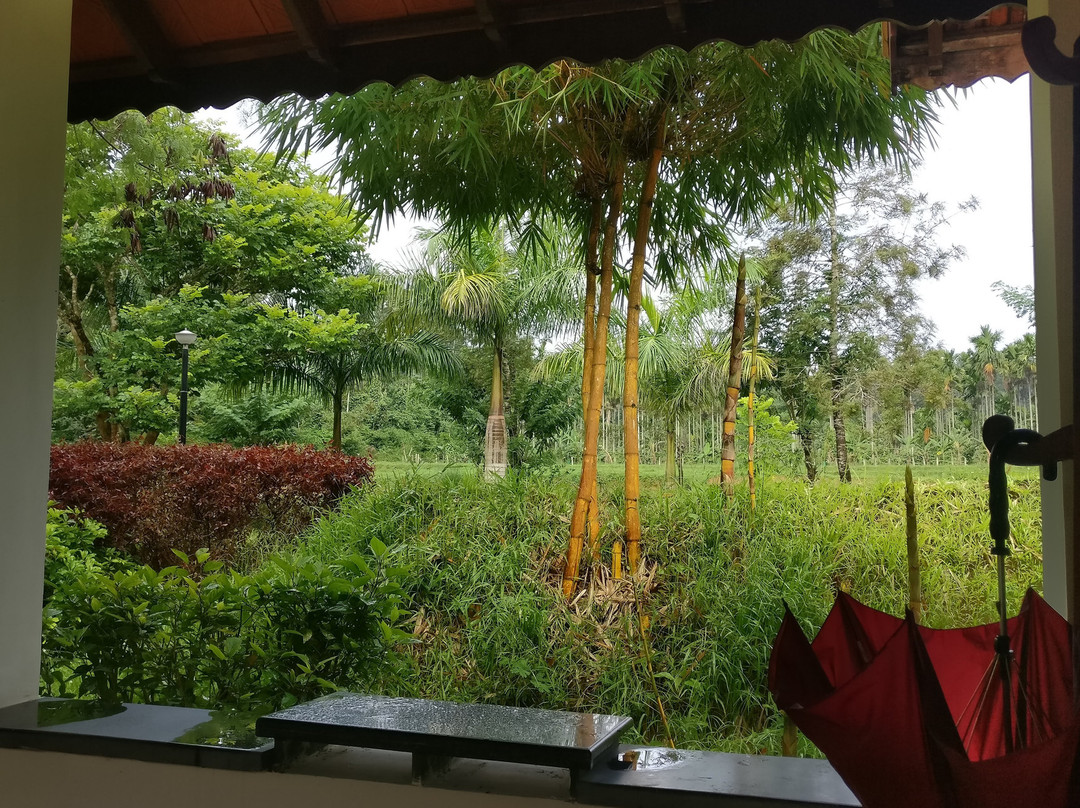 Kadkani River Resort主图