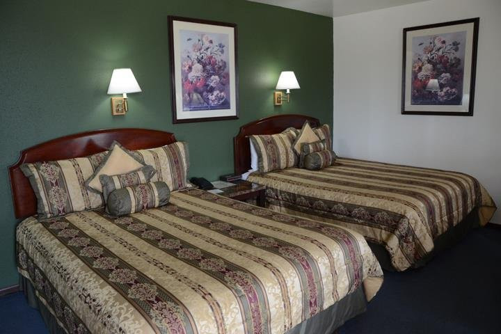 Crest Country Inn主图