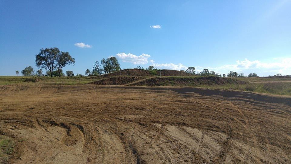 Phoenix Creek Motocross And Camping景点图片