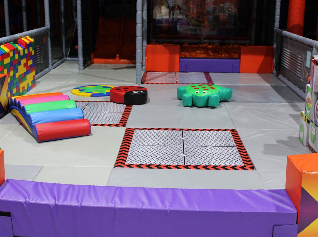 That Fun Place at Jump Xtreme-塔姆沃思必去景点