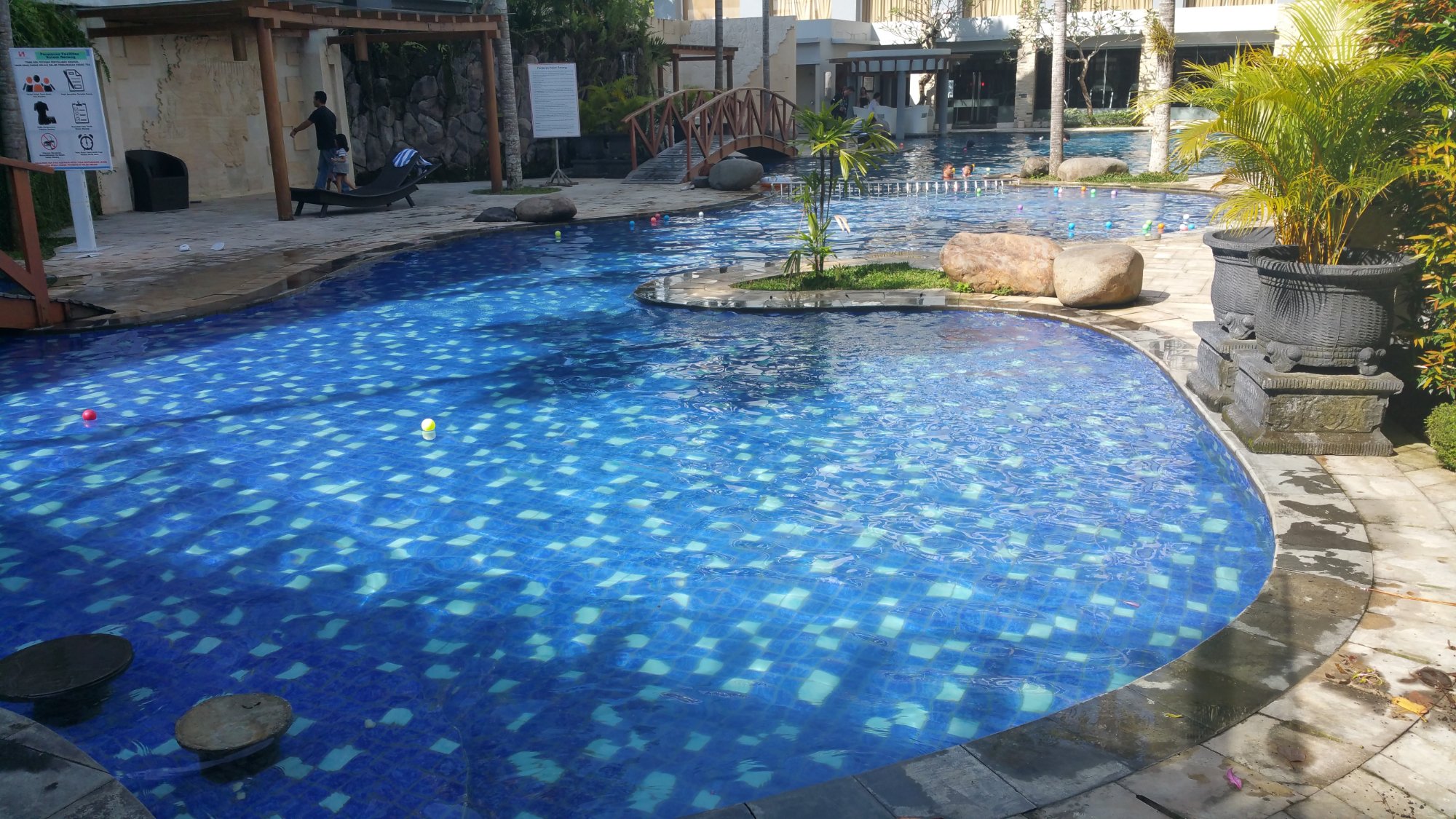Swiss-Belhotel Danum Palangkaraya-泳池