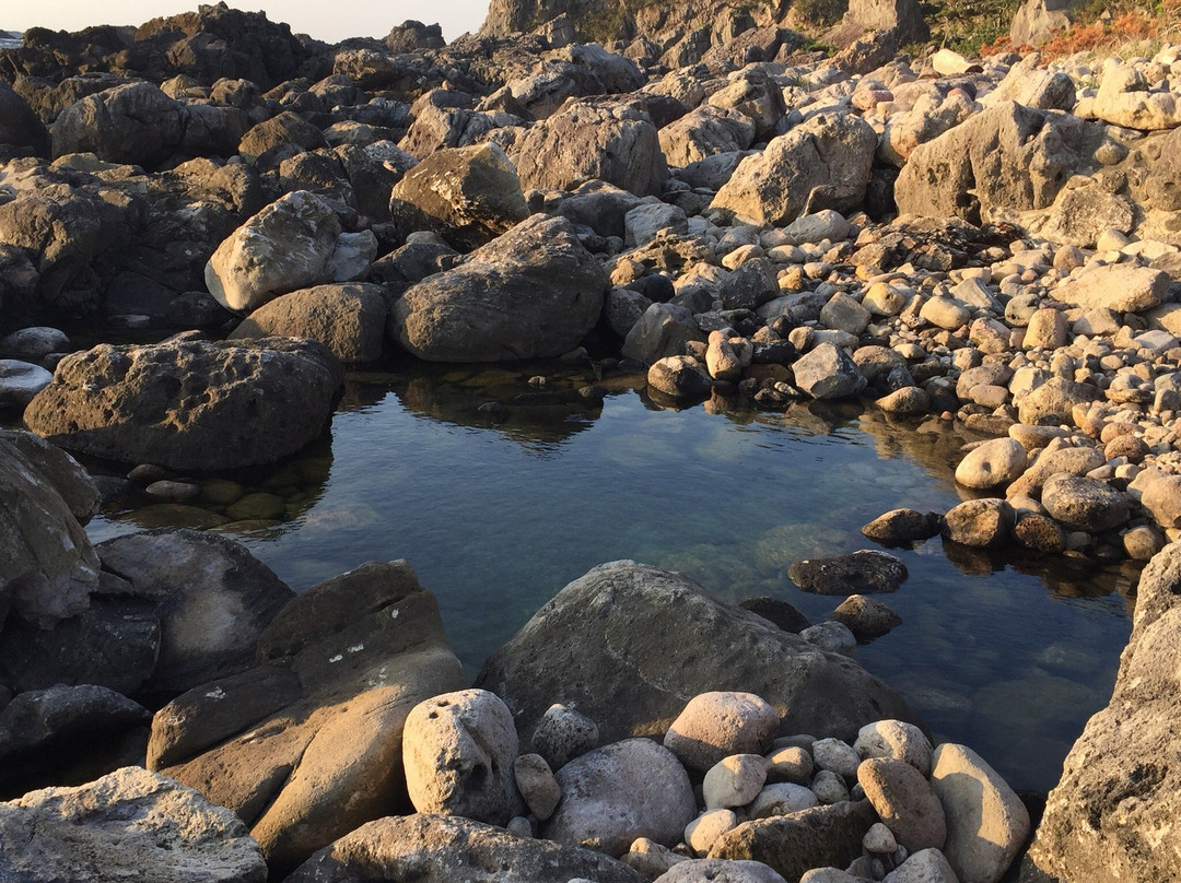 Ashitsuke Onsen-式根岛必去景点
