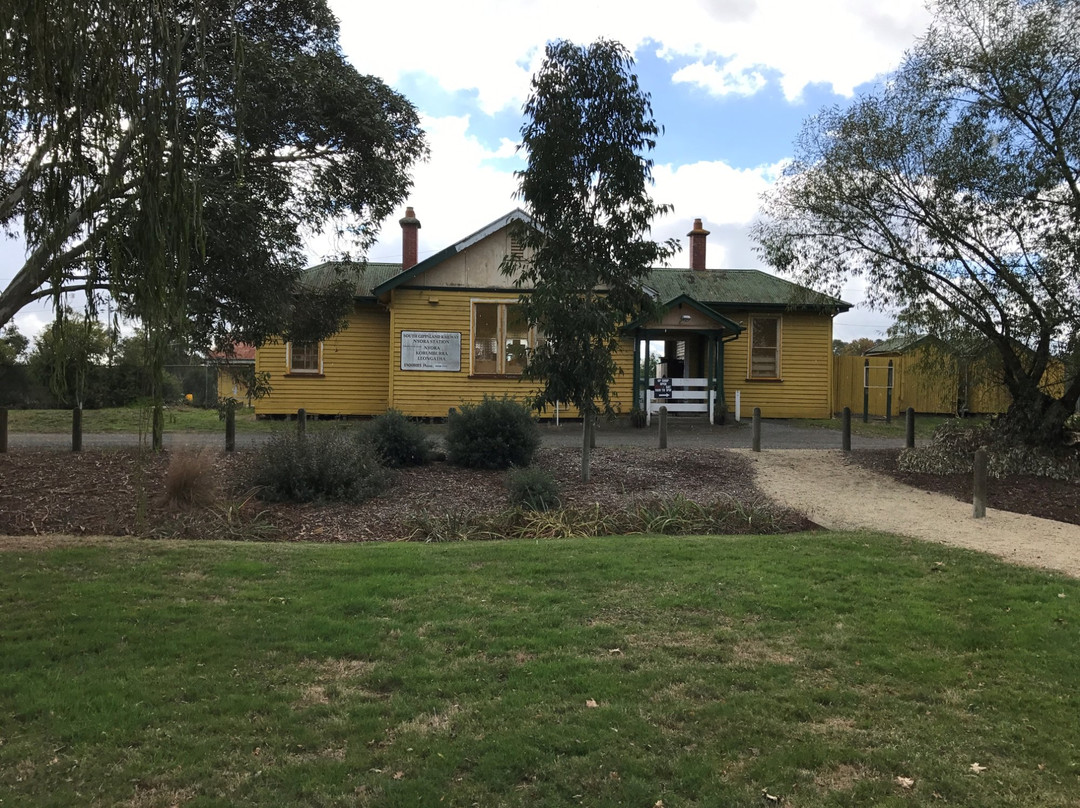 The Gurdies旅游景点-Nyora Railway Station
