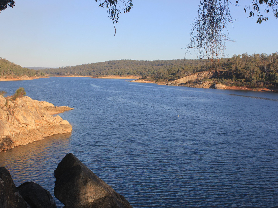 Mundaring Weir景点图片