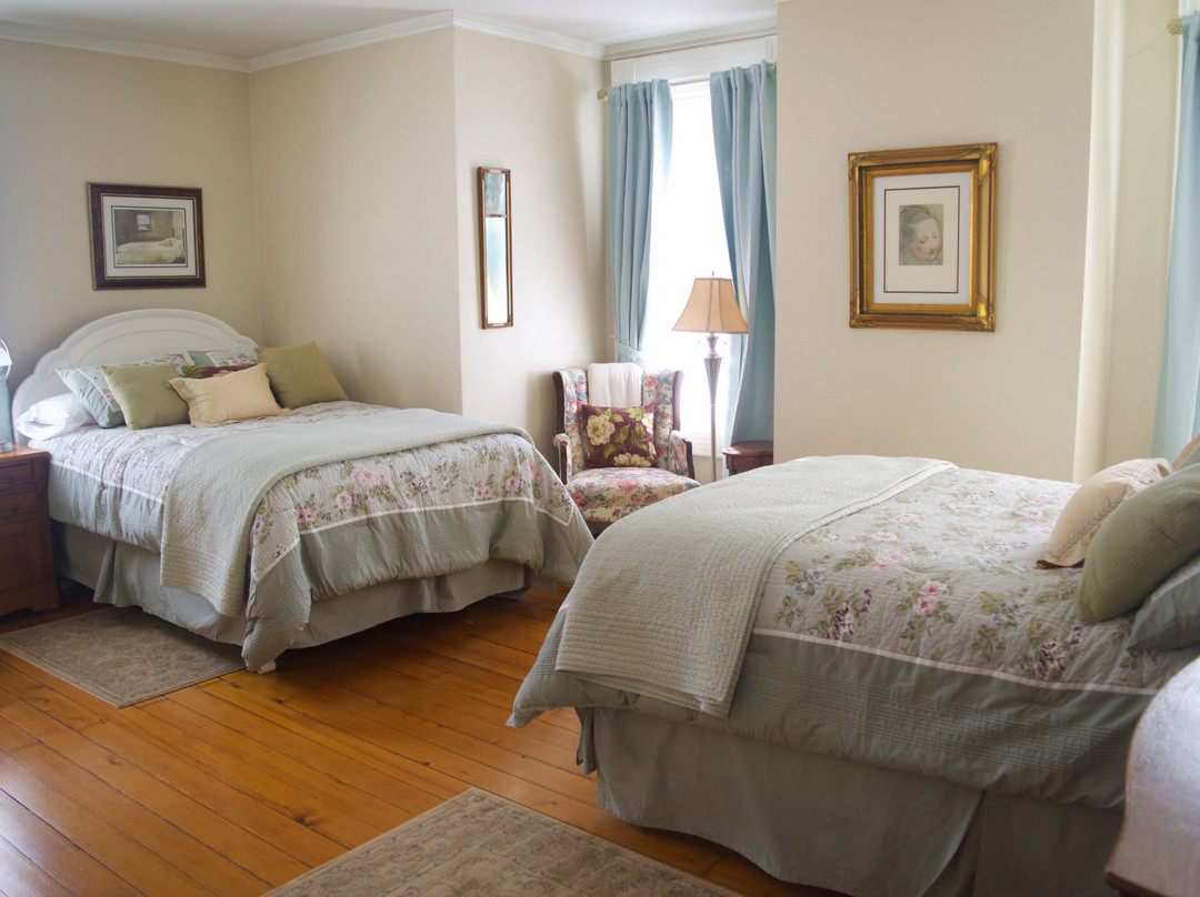 The Pawling House Bed & Breakfast主图