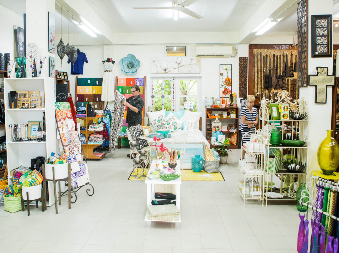 Pacific Jewell Gift Shop & Garden Café-阿皮亚必去景点
