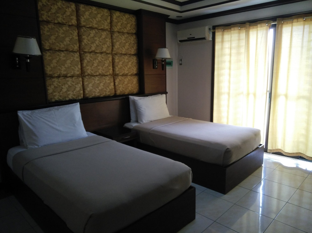 La Roca Veranda Suites