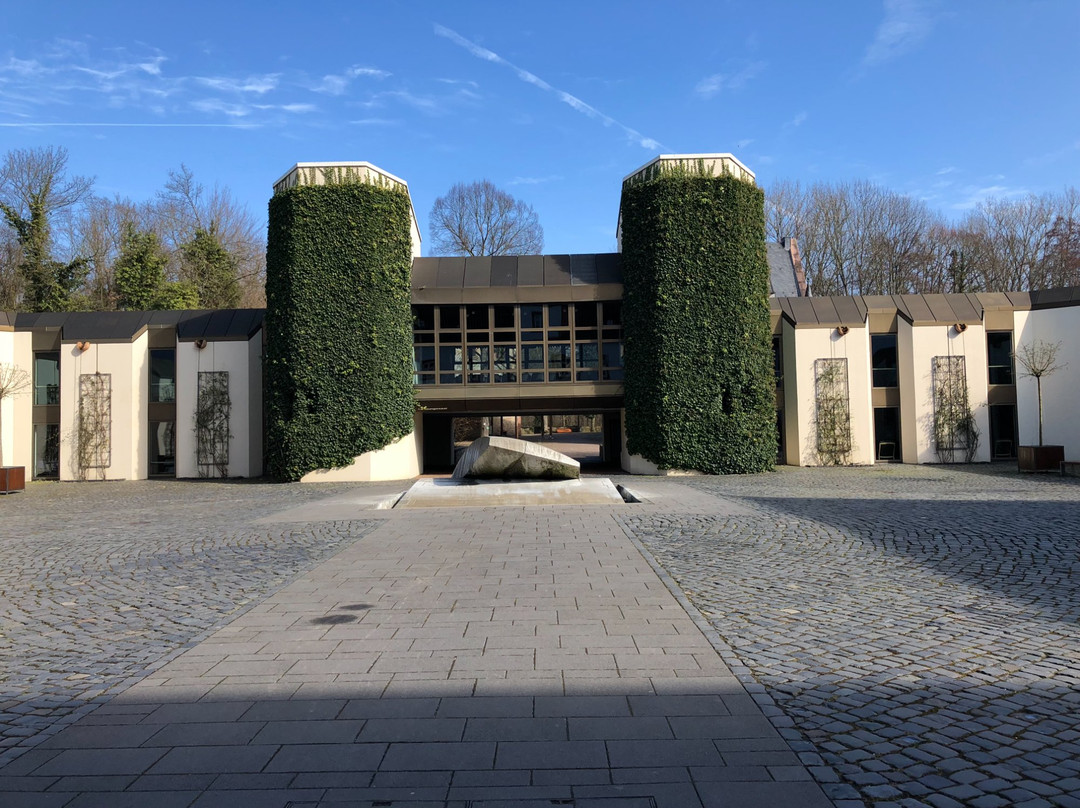Schloss Heusenstamm景点图片