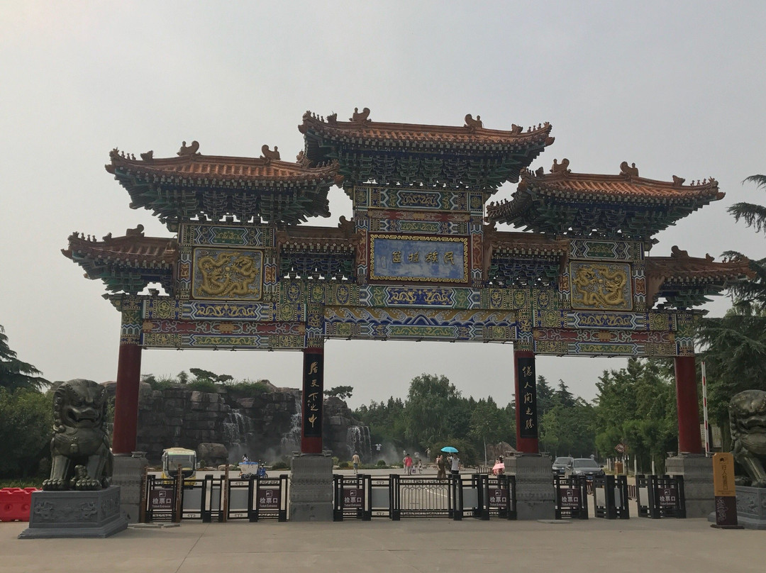 黄河碑林-郑州市必去景点