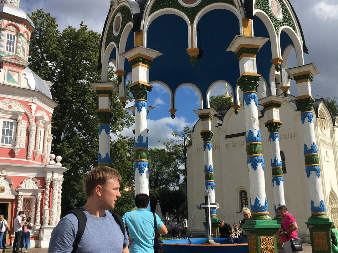 Temple of St. Sergius of Radonezh-Divnomorskoye必去景点
