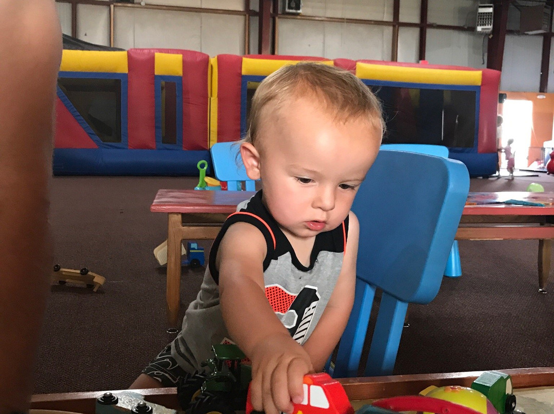 Bouncing off the Walls-本德必去景点