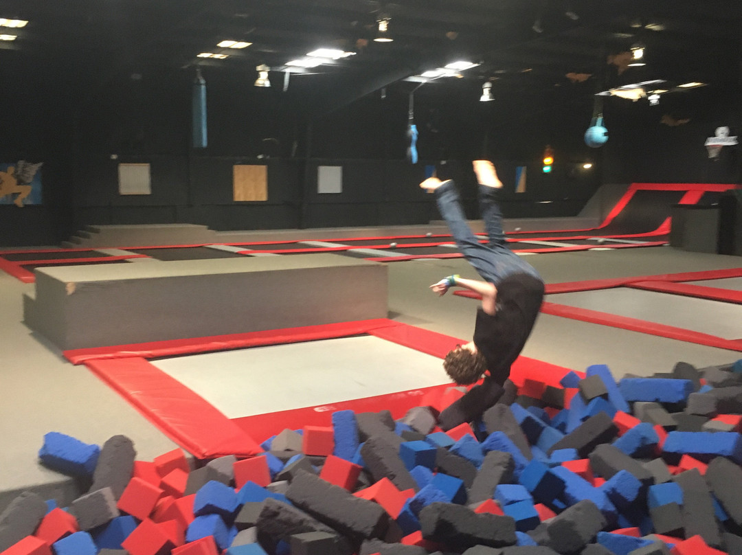 Airwalk Trampoline Arena-伯明翰必去景点