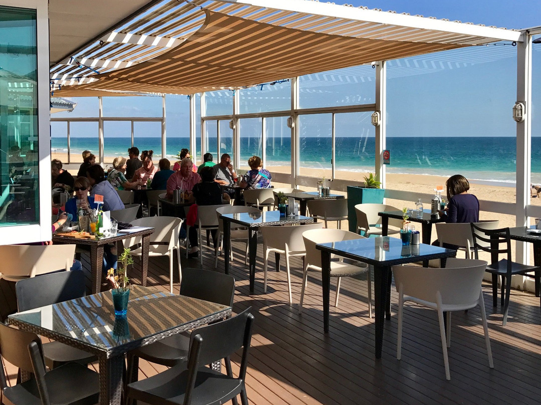 Backbeach Café & Restaurant