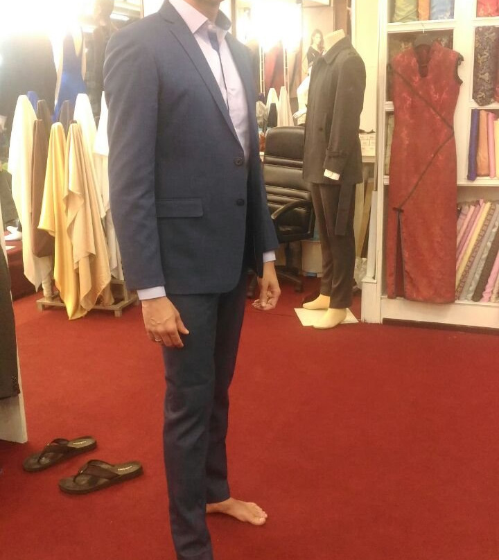 Sanjana Armani International Suit-拉迈海滩必去景点