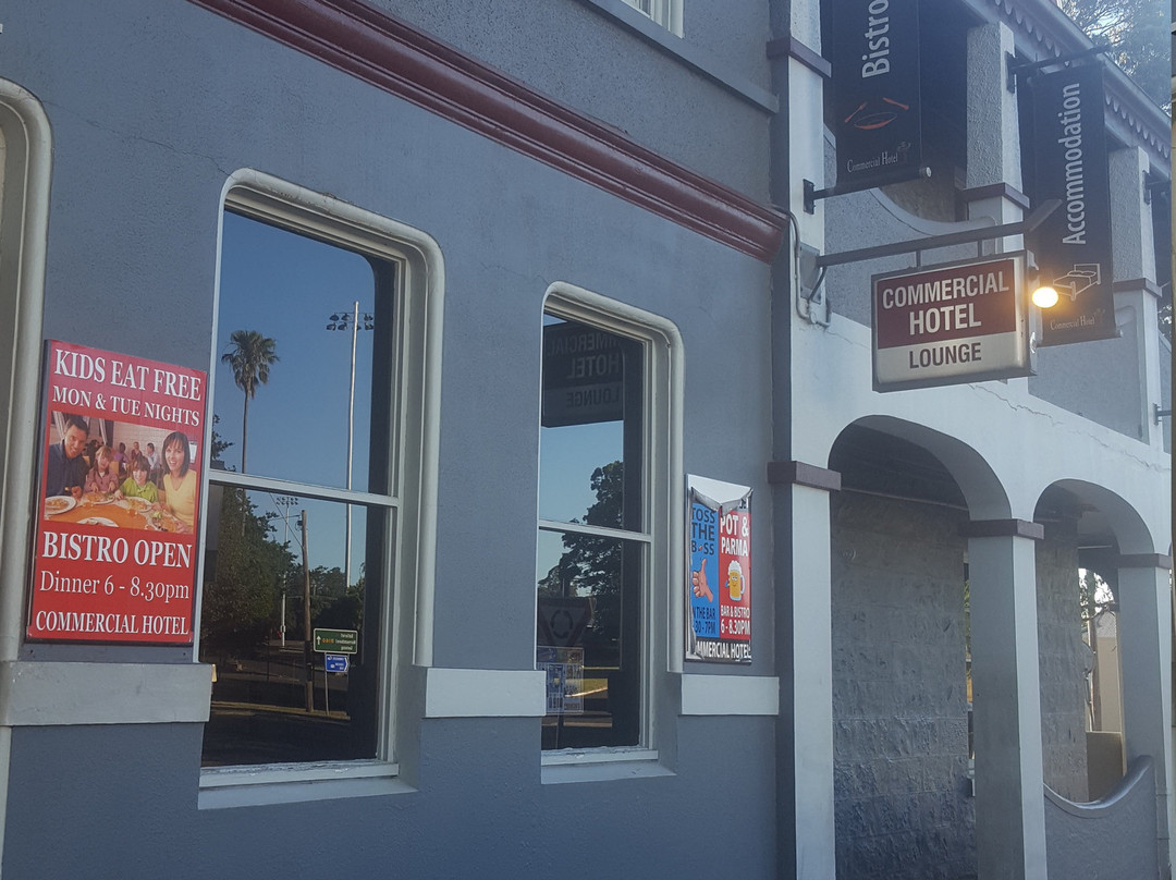 Commercial Hotel Hamilton