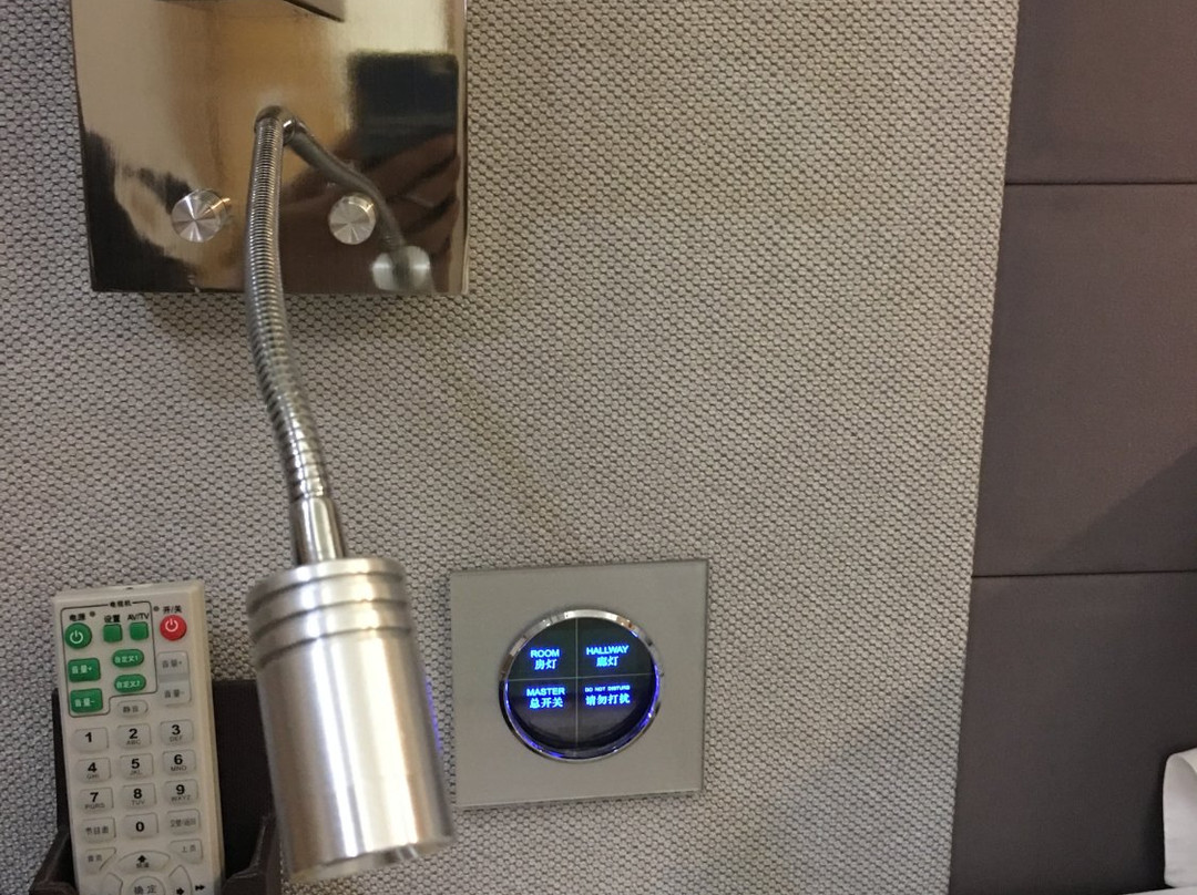 华昱假日酒店主图